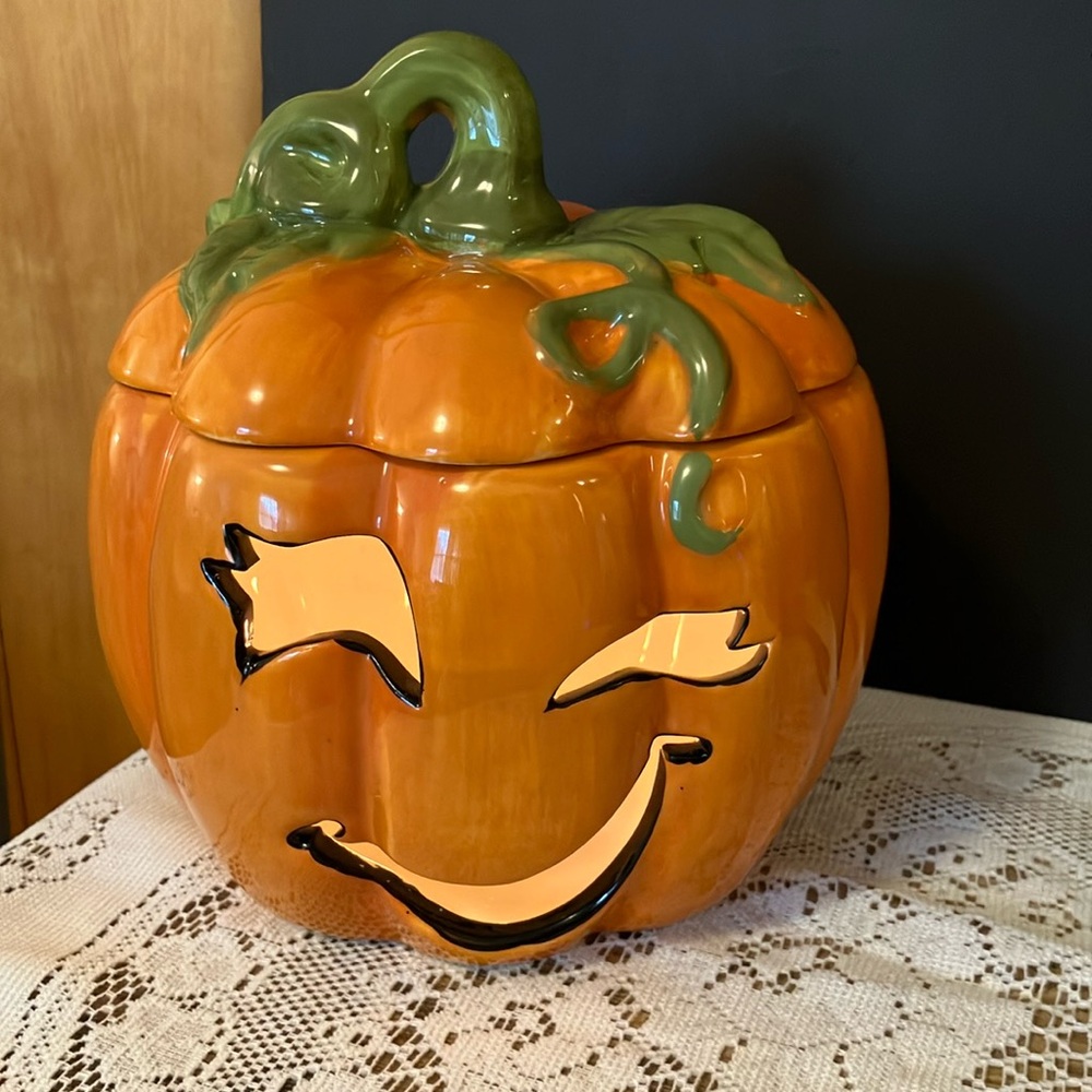 Happy Jack-o-lantern